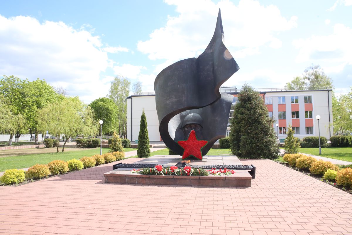 Памятник освобождения Барановичи